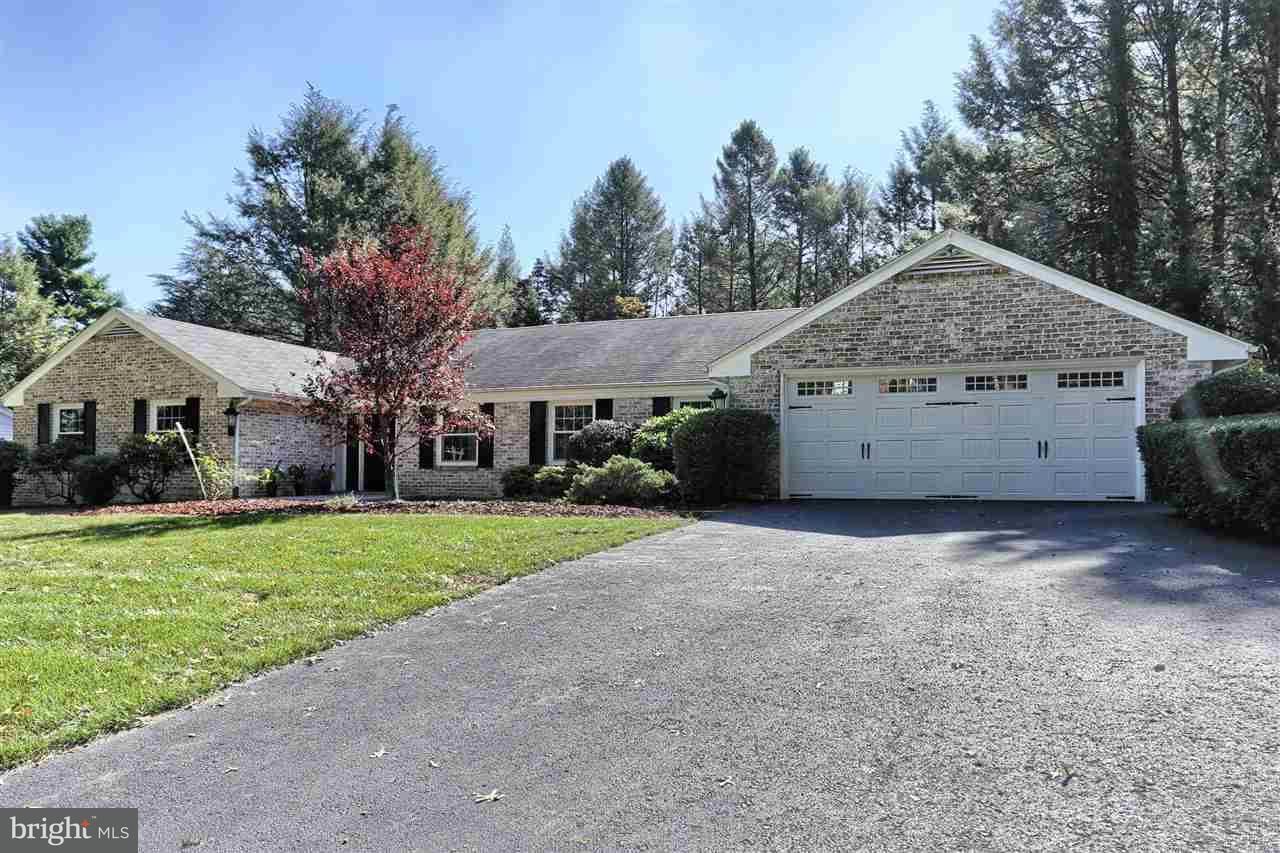810 Riverview Road Lemoyne, PA 17043 - Photo 1 of 25 Gallery Image 1