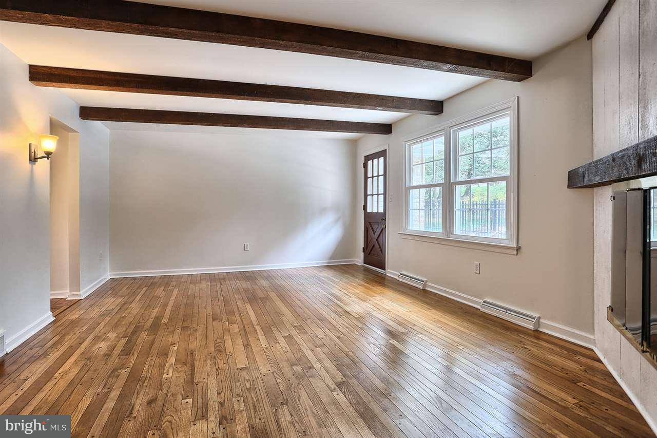 810 Riverview Road Lemoyne, PA 17043 - Photo 12 of 25 Gallery Image 12