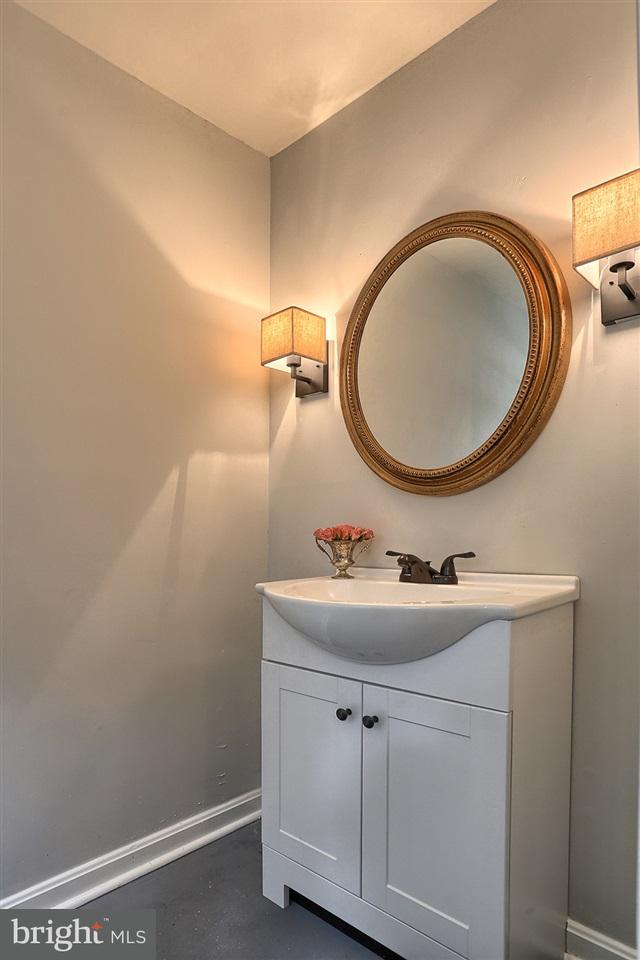 810 Riverview Road Lemoyne, PA 17043 - Photo 21 of 25 Gallery Image 21