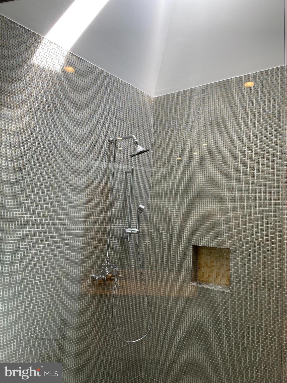 1237 1/2 Wisconsin Avenue Northwest Washington, DC 20007 - Photo 19 of 22