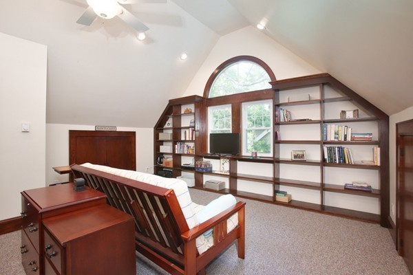 36 Rockledge Road Newton, MA 02461 - Photo 8 of 10