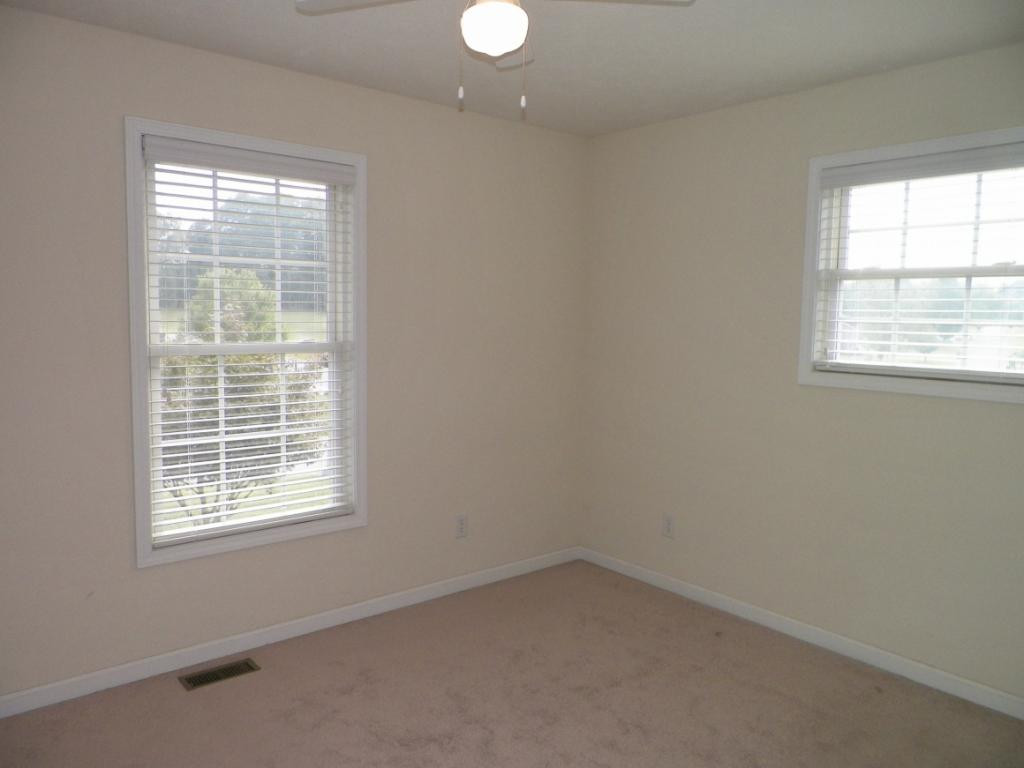 303 Reed Avenue Greeneville, TN 37743 - Photo 25 of 36 Bedroom two