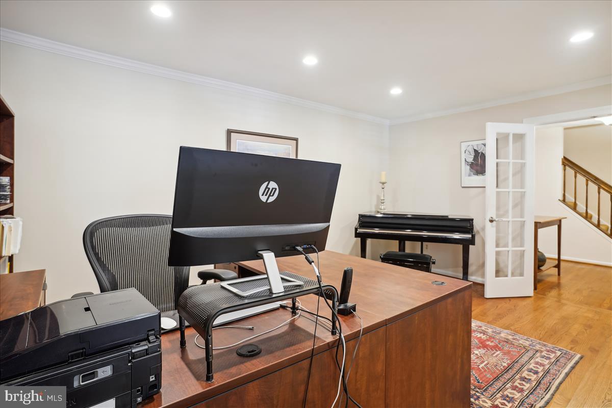 1307 Quail Ridge Drive Reston, VA 20194 - Photo 26 of 67 Gallery Image 26