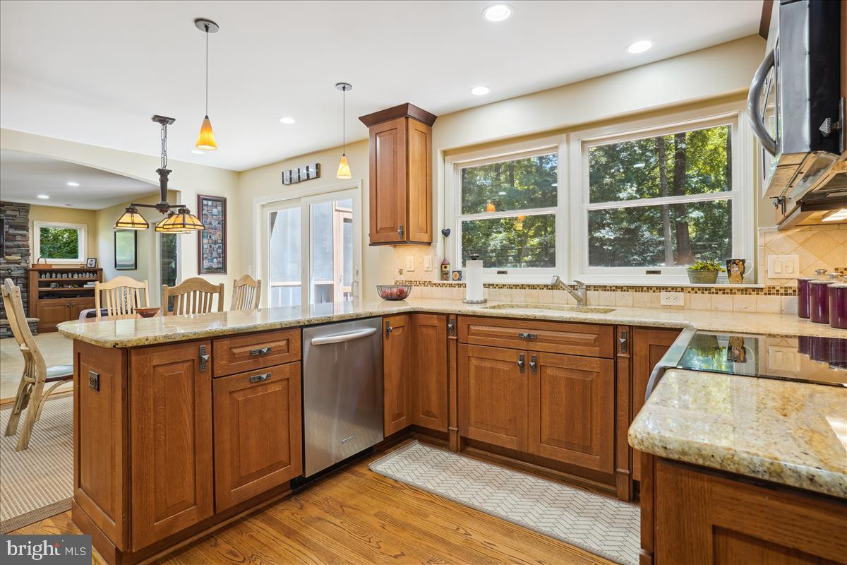 1307 Quail Ridge Drive Reston, VA 20194 - Photo 3 of 67 Double window over the sink