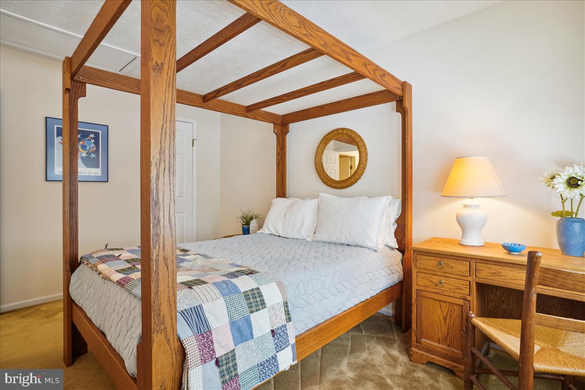 1307 Quail Ridge Drive Reston, VA 20194 - Photo 40 of 67 Gallery Image 40