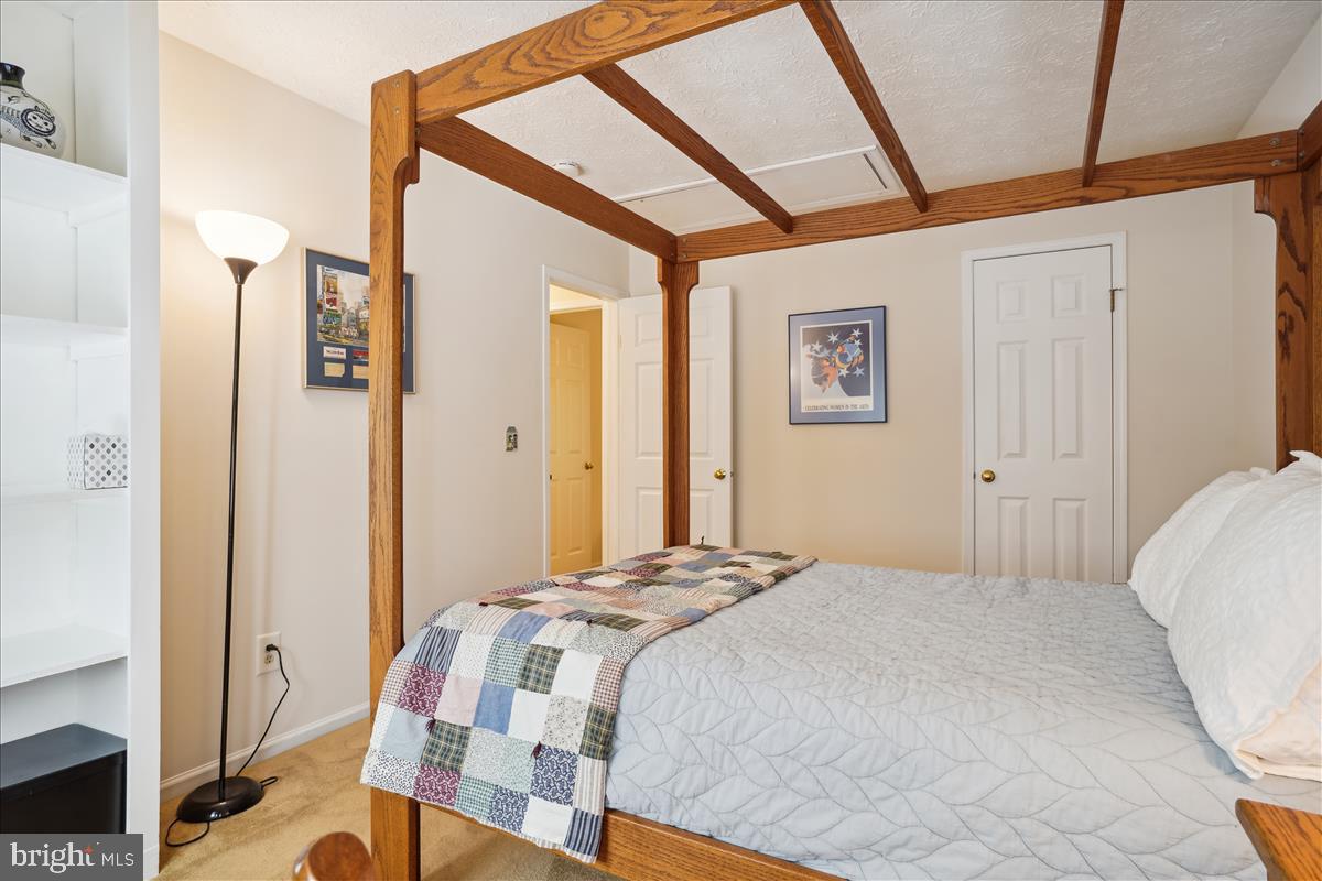1307 Quail Ridge Drive Reston, VA 20194 - Photo 41 of 67 Gallery Image 41