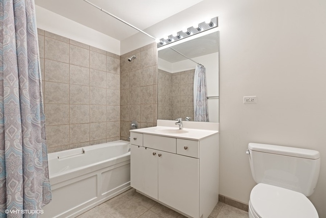 235 West Van Buren Street, Unit 3617 Chicago, IL 60607 - Photo 13 of 24