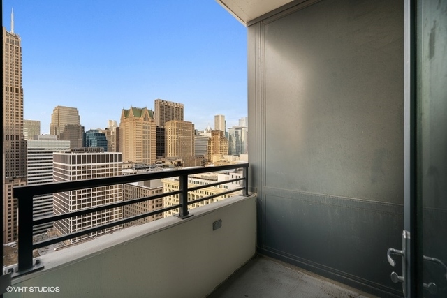 235 West Van Buren Street, Unit 3617 Chicago, IL 60607 - Photo 14 of 24
