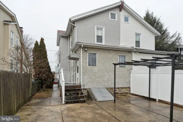 $275,000 | 7333 Lawndale Avenue, Philadelphia, PA 19111