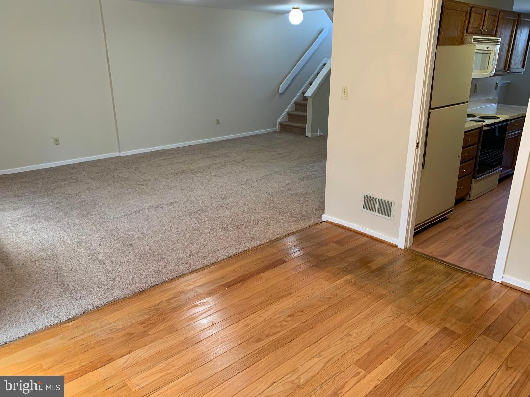 468 Lynetree Drive West Chester, PA 19380 - Photo 11 of 43 a view of a kitchen from the hallway