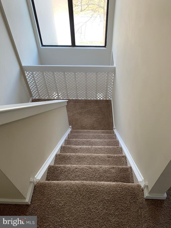 468 Lynetree Drive West Chester, PA 19380 - Photo 28 of 43 a view of entryway