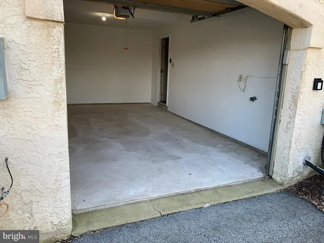 $3,075 | 468 Lynetree Drive, West Chester, PA 19380