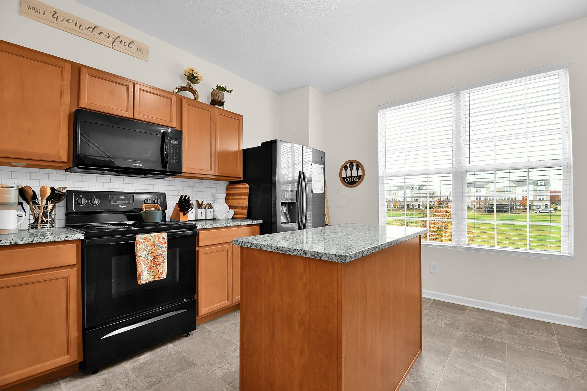 396 Autumn Ridge Circle Pickerington, OH 43147 - Photo 12 of 25 12-web-or-mls-396-autumn-ridge-cir