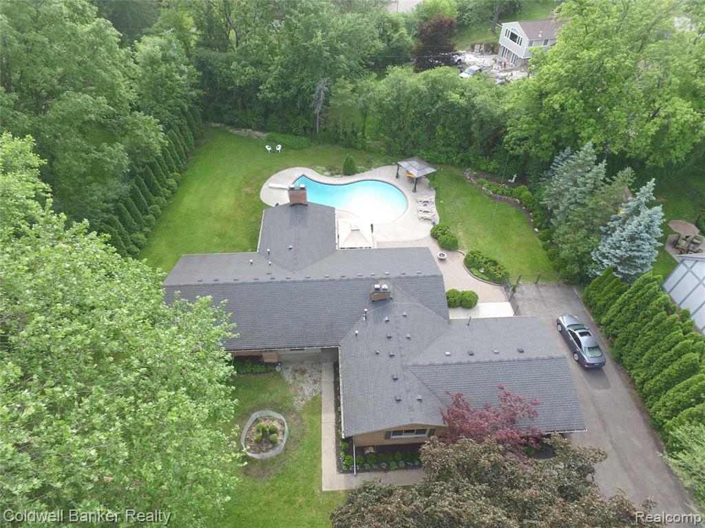 6040 Darramoor Road Bloomfield Hills, MI 48301 - Photo 8 of 47