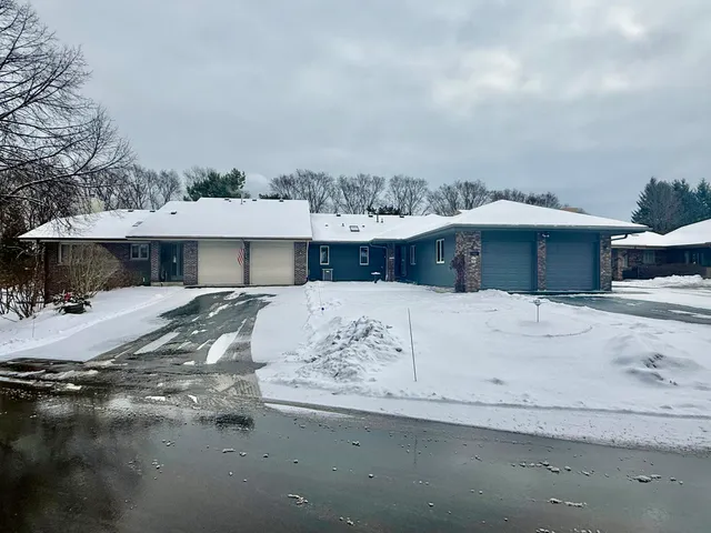 $499,900 | 1116C Aspen Court, Unit B, Kohler, WI 53044