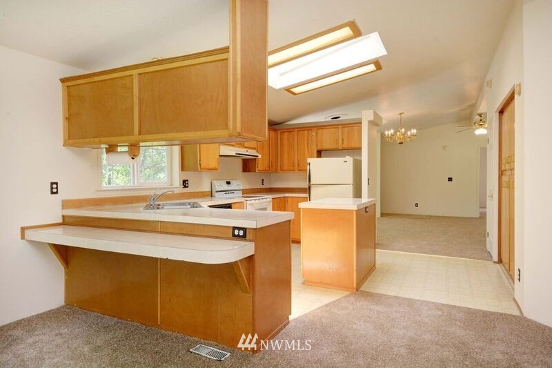 20215 Tveit Road Arlington, WA 98223 - Photo 4 of 16
