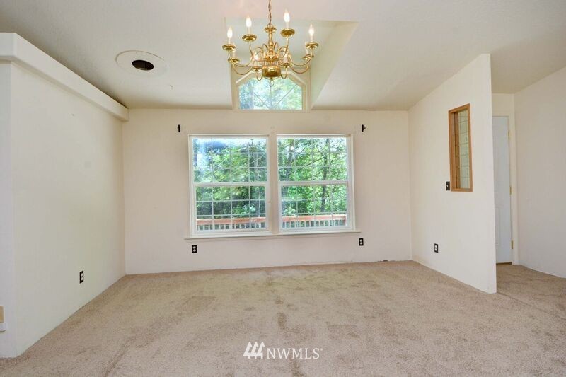 20215 Tveit Road Arlington, WA 98223 - Photo 5 of 16