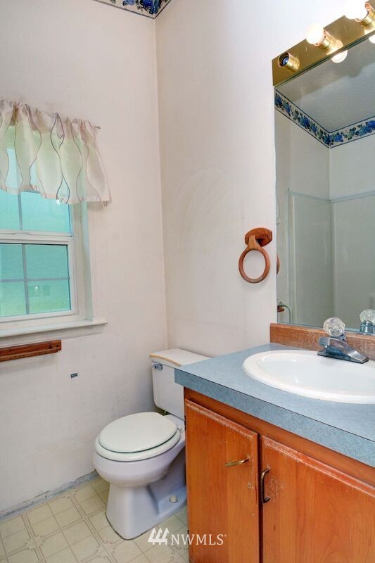 20215 Tveit Road Arlington, WA 98223 - Photo 8 of 16