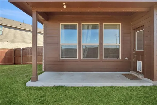 $335,000 | 105 Driftoak Drive, Boyd, TX 76023