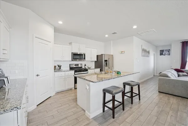 $335,000 | 105 Driftoak Drive, Boyd, TX 76023