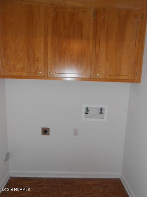 920 Spring Forest Road Greenville, NC 27834 - Photo 6 of 15 Laundry Room with Cabinets
