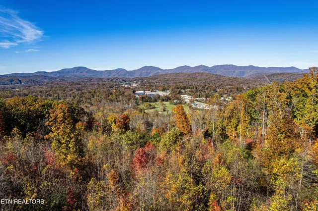 $124,900 | 247 Mahoney Road, Oliver Springs, TN 37840