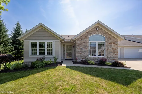 $329,000 | 242 Woodbury Circle, Kidron, OH 44618