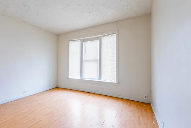 $296,000 | 1600 South St Louis Avenue, Chicago, IL 60623