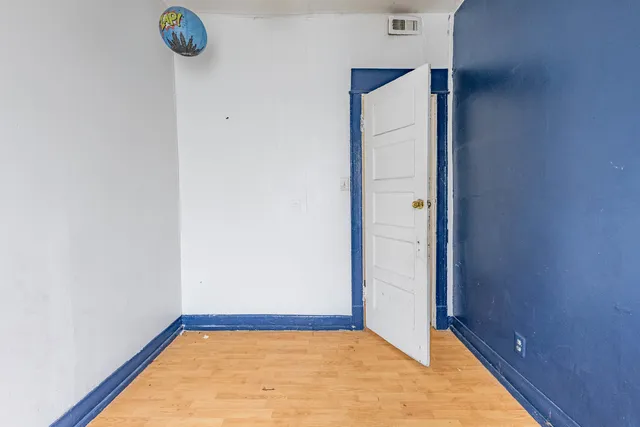 $296,000 | 1600 South St Louis Avenue, Chicago, IL 60623