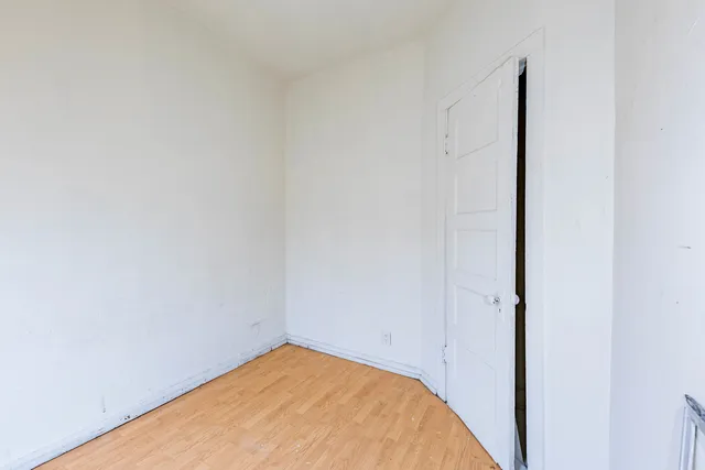 $296,000 | 1600 South St Louis Avenue, Chicago, IL 60623