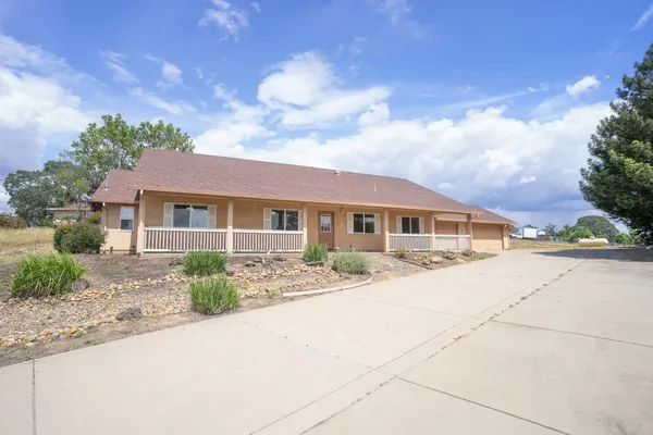 $595,000 | 3360 Flint Trail, Ione, CA 95640