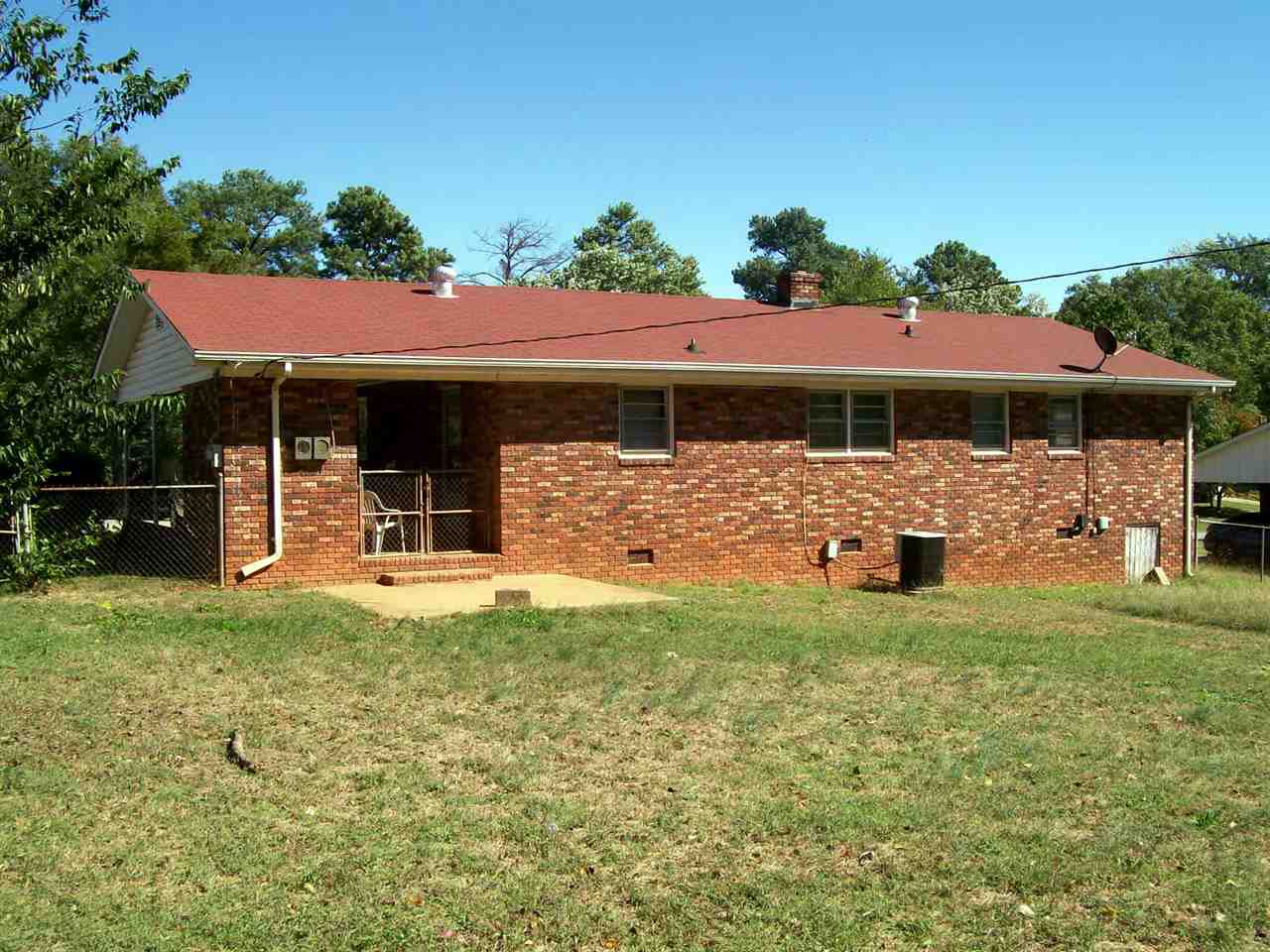 466 Hawthorne Road Spartanburg, SC 29303 - Photo 4 of 13 Gallery Image 4
