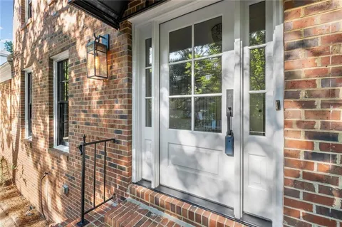 $995,000 | 140 N Bluff, Alpharetta, GA 30004