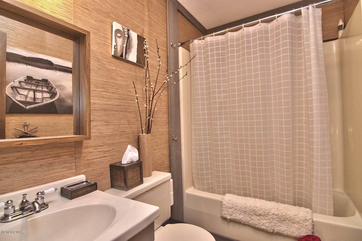 168 Brookfield Road Lake Ariel, PA 18436 - Photo 25 of 50 Upstairs Bathroom View 1