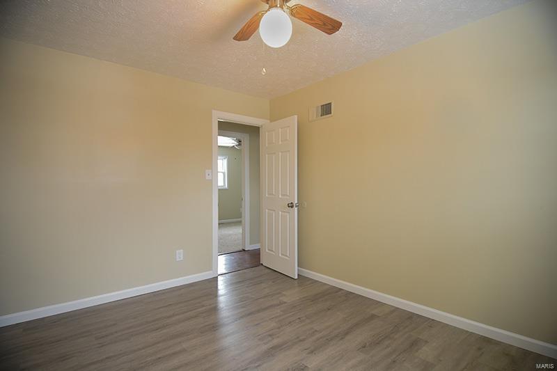 5 Sunray Drive Highland, IL 62249 - Photo 17 of 28