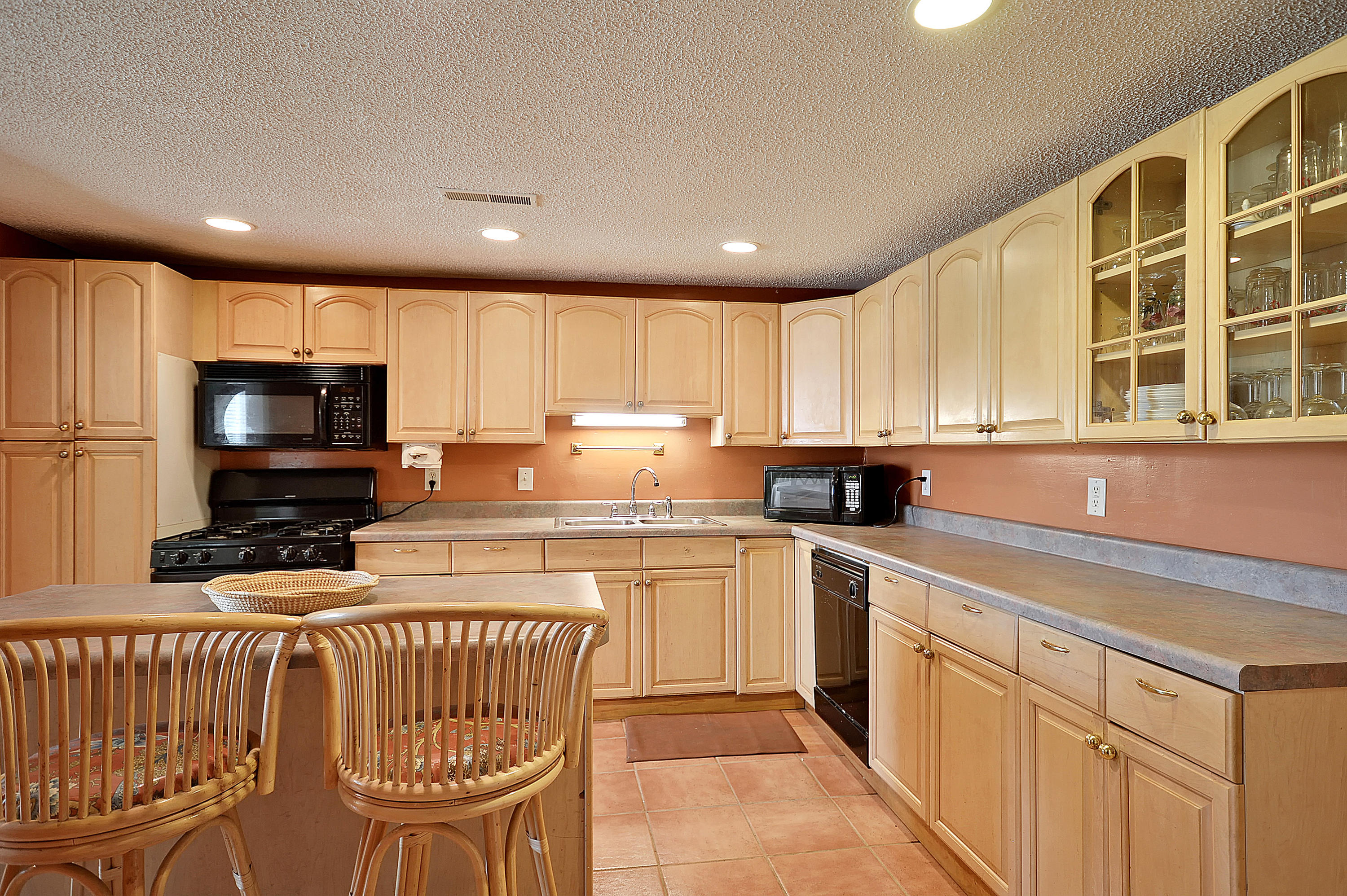 1295 River Road Johns Island, SC 29455 - Photo 11 of 36 Kitchen