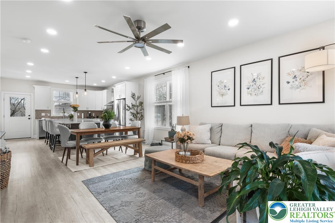 820 Public Road Bethlehem, PA 18015 - Photo 8 of 67