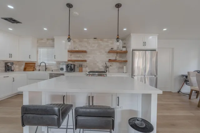 $1,585,000 | 7469 San Bergamo Drive, Goleta, CA 93117