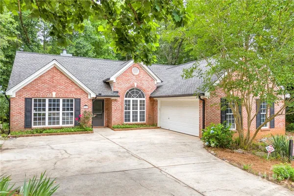 $350,000 | 271 Jackson Park Drive, Hoschton, GA 30548