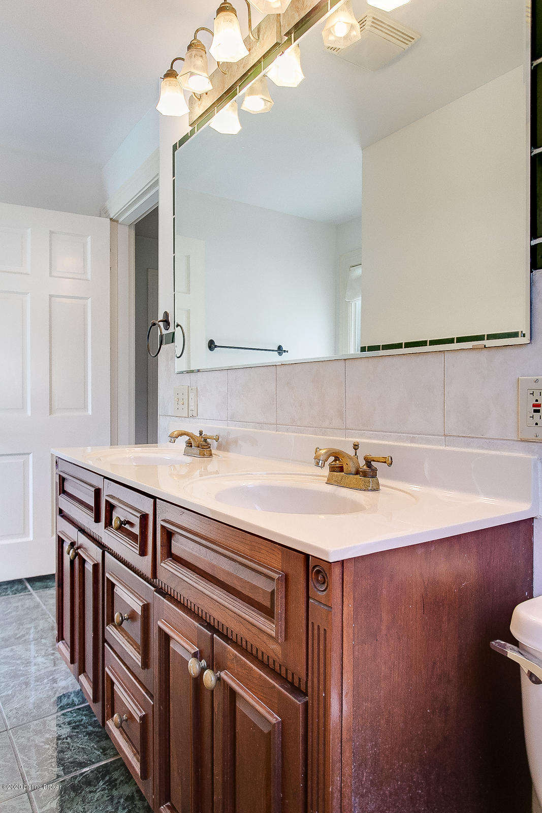 3311 Linnet Road Louisville, KY 40213 - Photo 38 of 61 3311 Linnet Rd-38