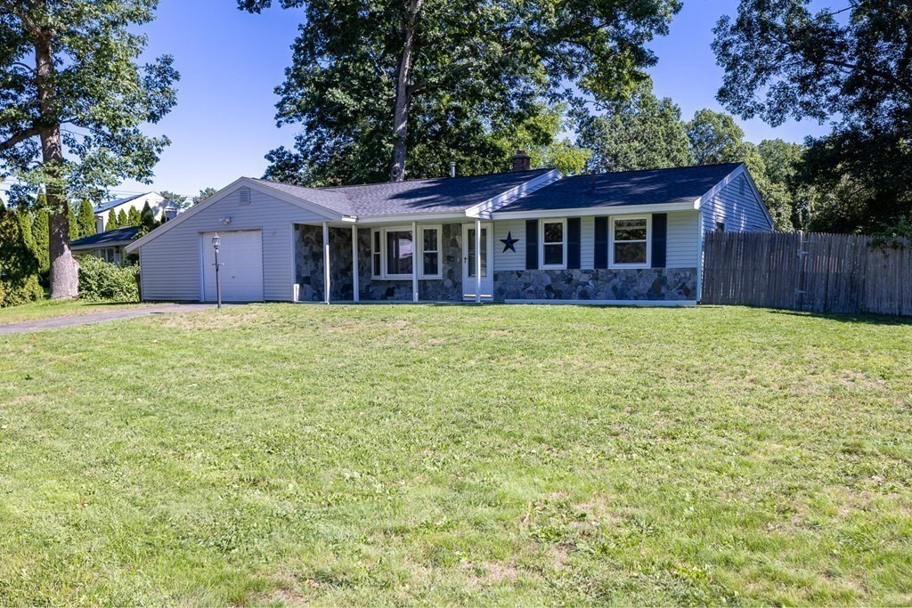 236 Maureen Road Bellingham, MA 02019 - Photo 1 of 23 Gallery Image 1