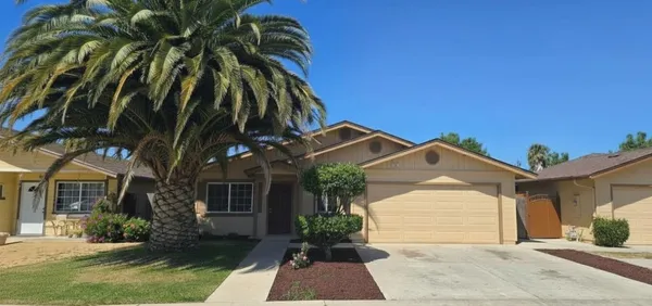$500,000 | 131 Leeds Avenue, King City, CA 93930