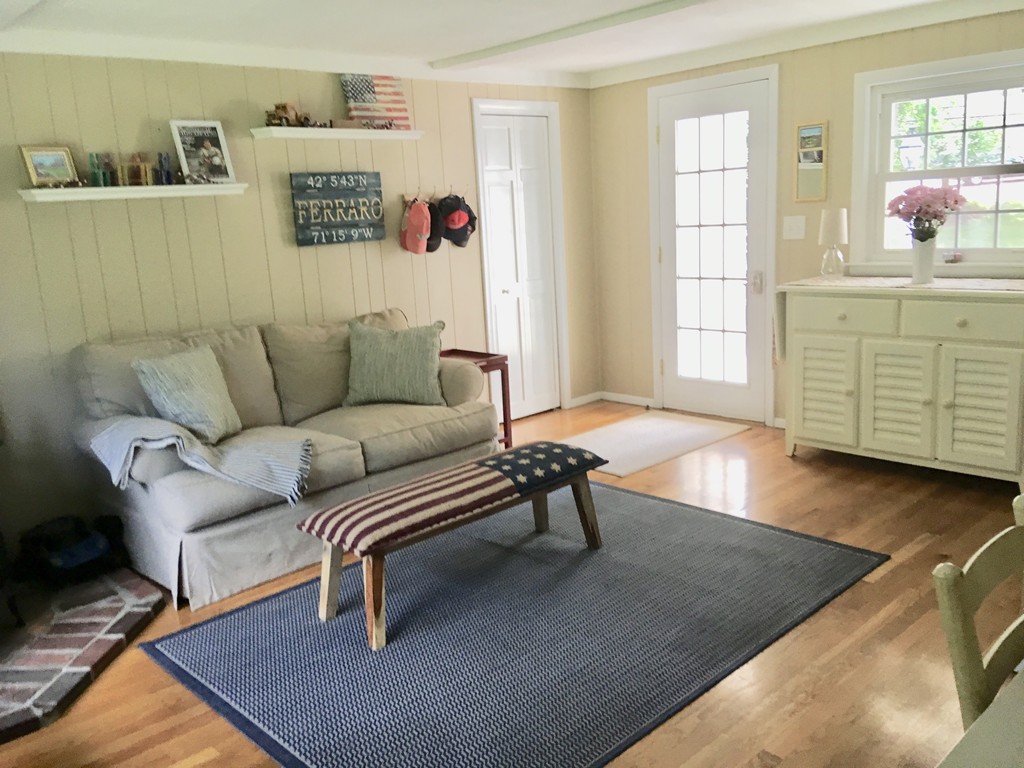 20 Meadowview Road Foxboro, MA 02035 - Photo 2 of 21 Gallery Image 2