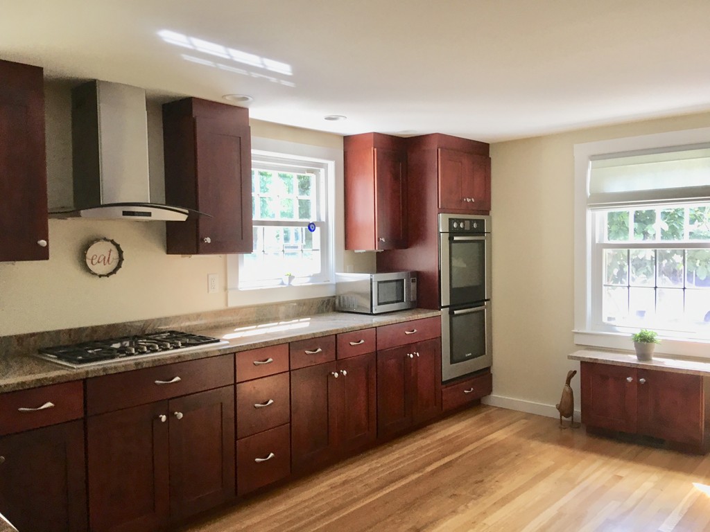 20 Meadowview Road Foxboro, MA 02035 - Photo 5 of 21 Gallery Image 5