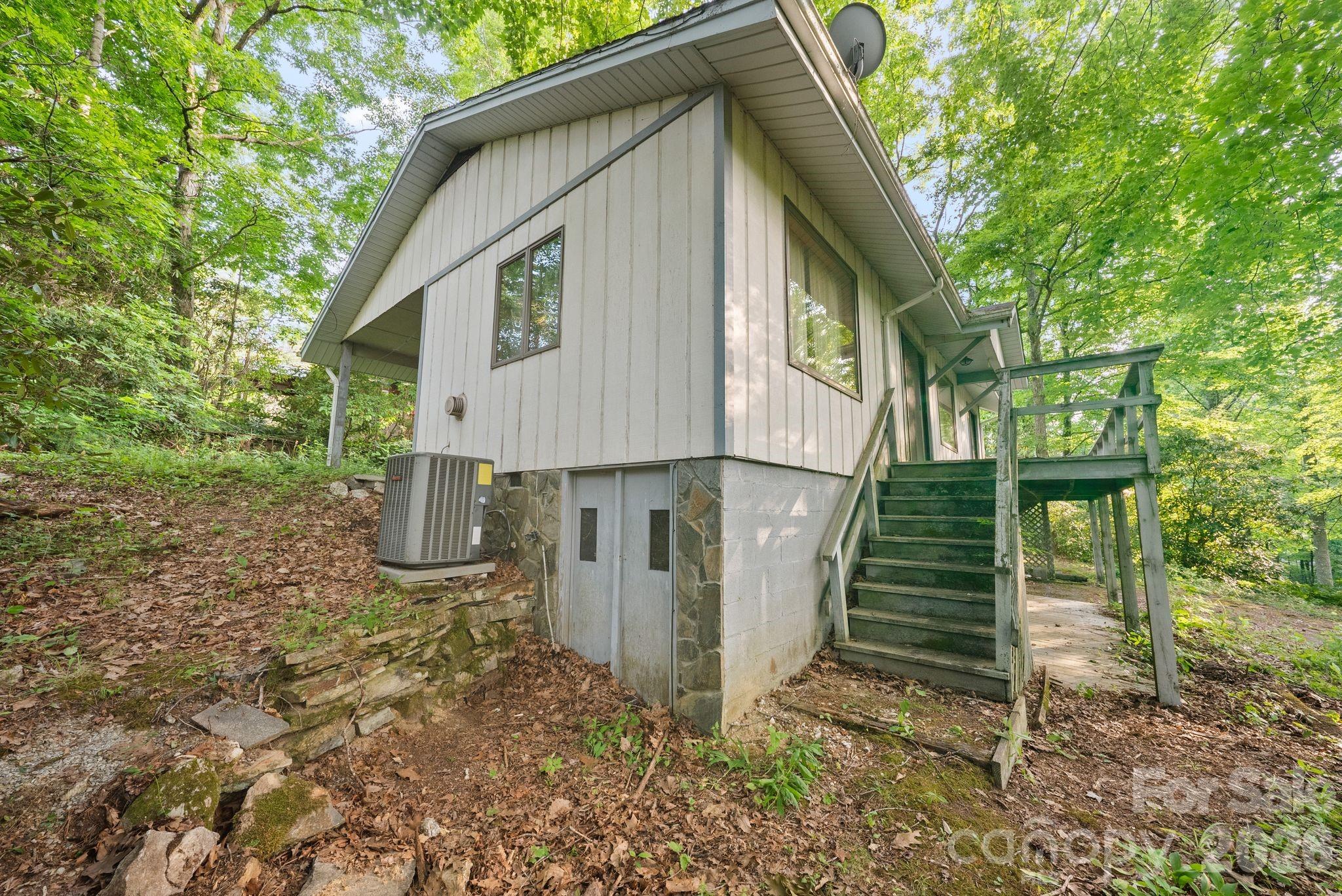 65 Gurney Franklin Road Newland, NC 28657 - Photo 21 of 25