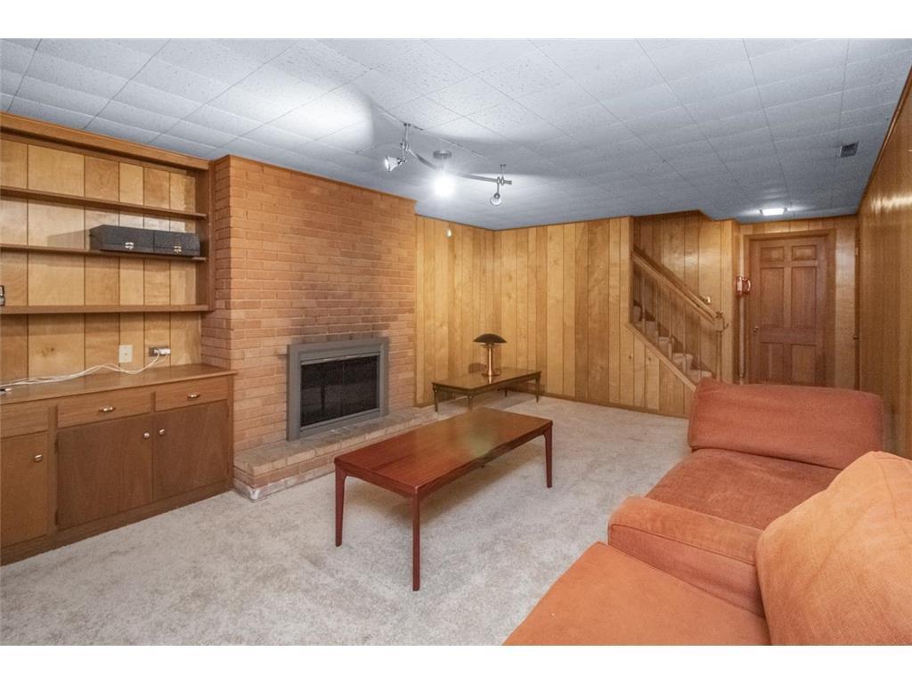 560 Spring Street Mendota Heights, MN 55118 - Photo 24 of 30 Gallery Image 24