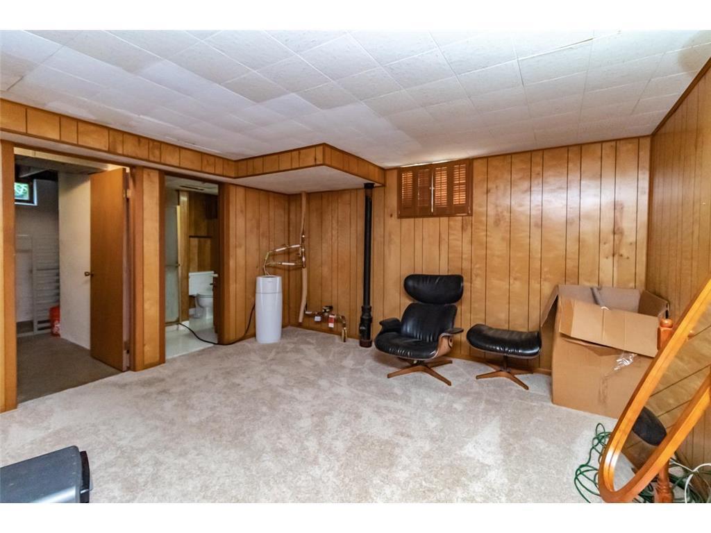 560 Spring Street Mendota Heights, MN 55118 - Photo 29 of 30 Gallery Image 29