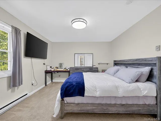 $600,000 | 50 Cunningham Lane, Poughquag, NY 12570