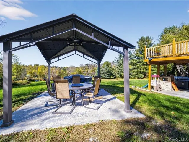 $600,000 | 50 Cunningham Lane, Poughquag, NY 12570