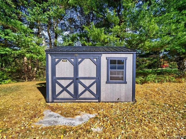 $600,000 | 50 Cunningham Lane, Poughquag, NY 12570